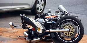 ShouldIFileADefectiveHipReplacementSuit USA Direct Funding legal funding lawsuit funding lawsuit loan legal financing